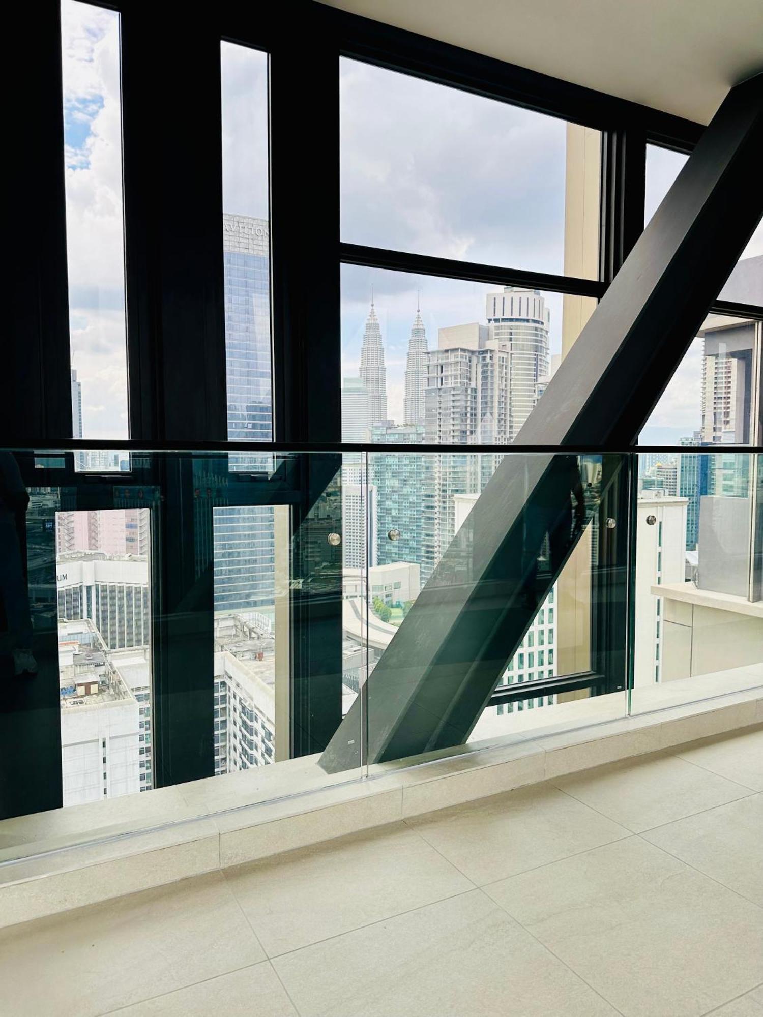 Klcc Suites At Axon Residence クアラルンプール エクステリア 写真
