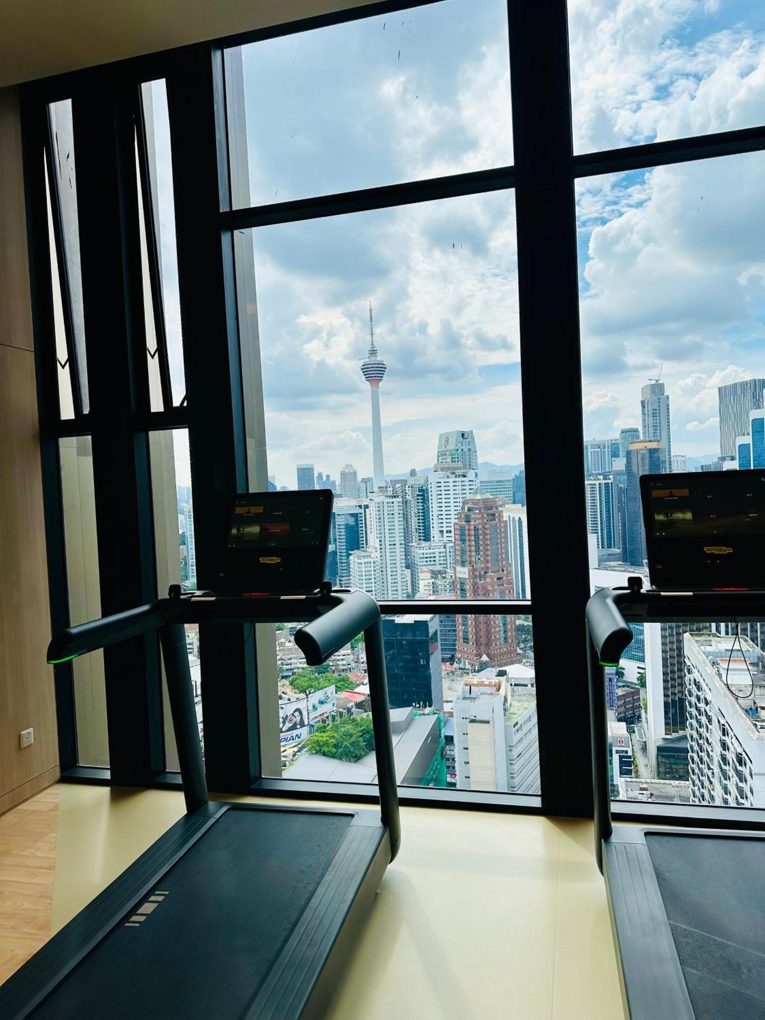 Klcc Suites At Axon Residence クアラルンプール エクステリア 写真