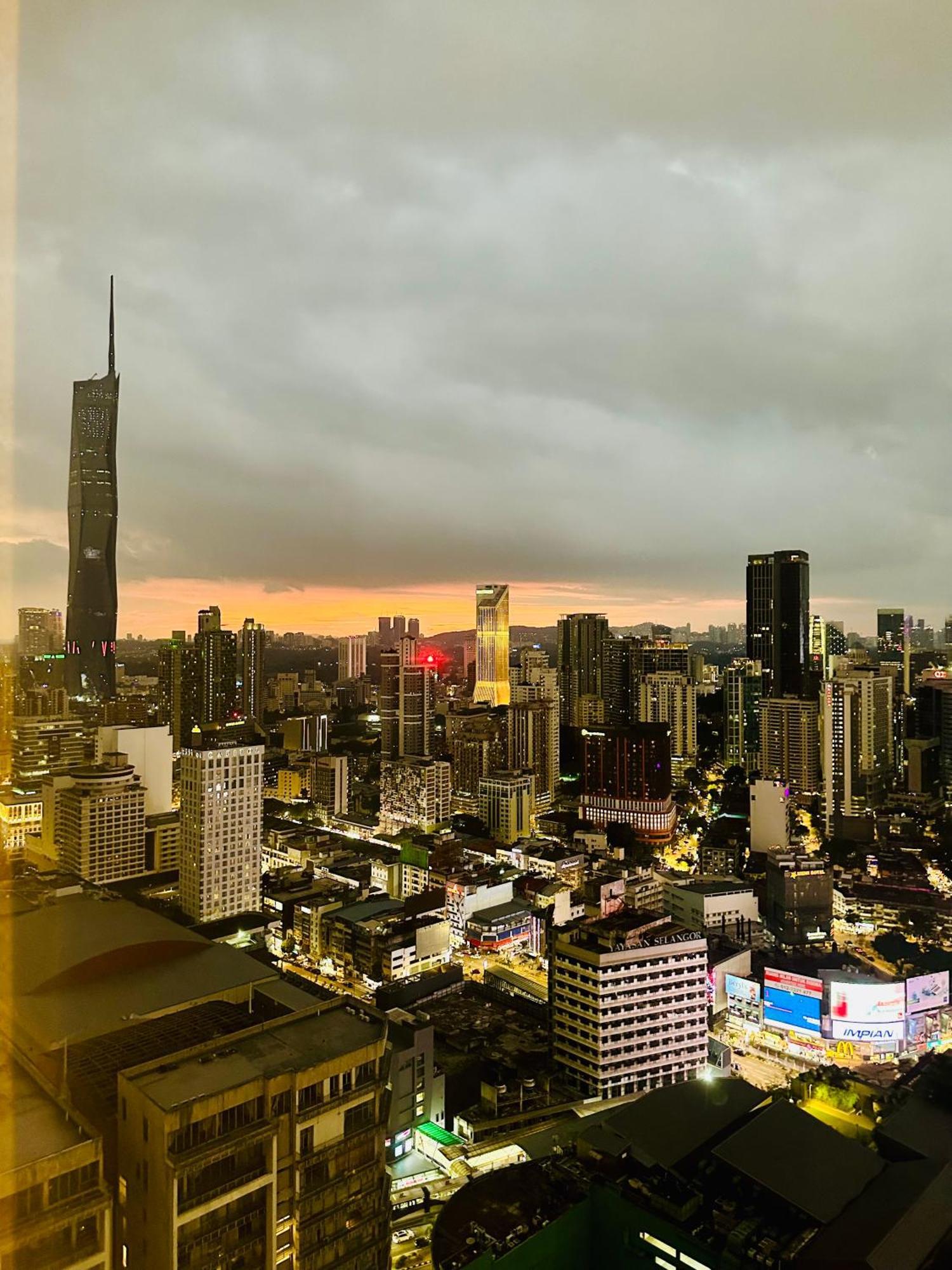 Klcc Suites At Axon Residence クアラルンプール エクステリア 写真