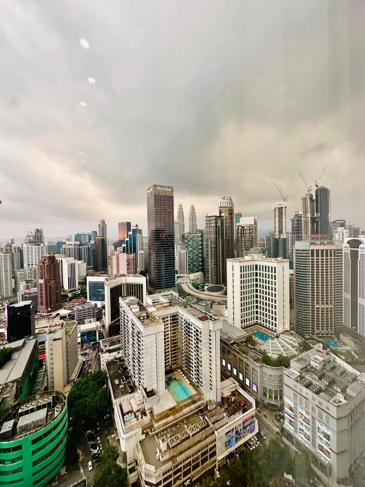 Klcc Suites At Axon Residence クアラルンプール エクステリア 写真