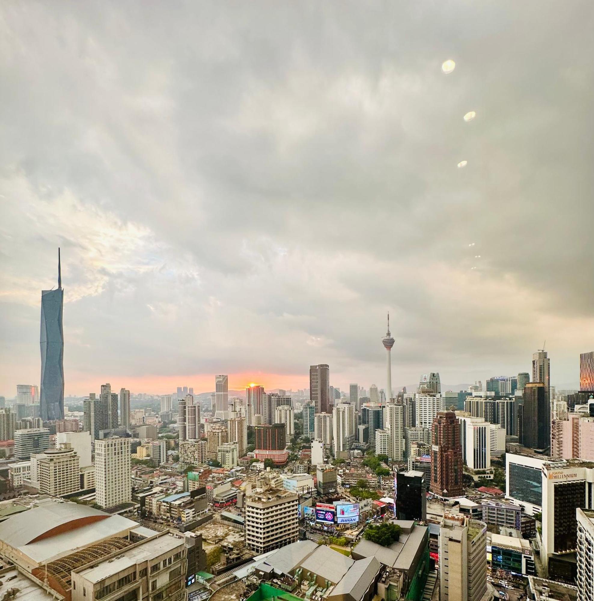 Klcc Suites At Axon Residence クアラルンプール エクステリア 写真